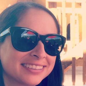 Meet your Posher, Alisa